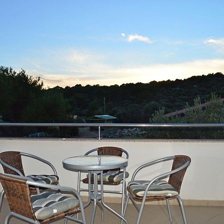 Apartments Vilim Тисно Екстер'єр фото