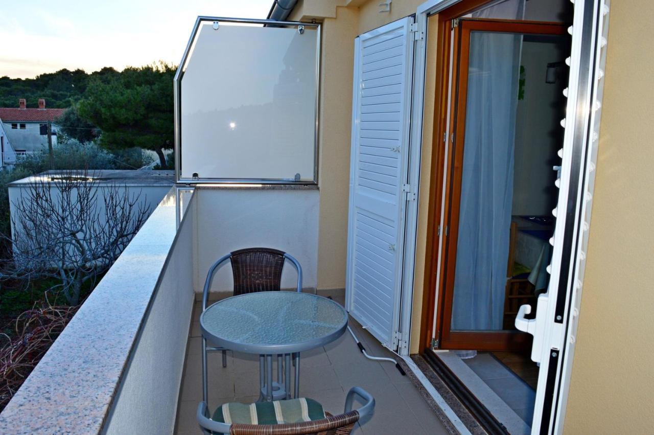 Apartments Vilim Тисно Екстер'єр фото
