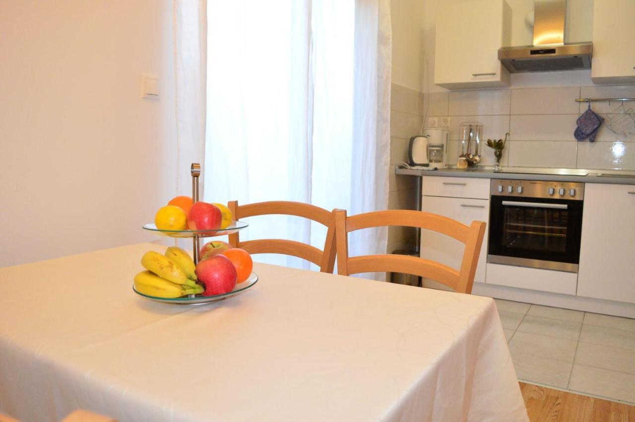 Apartments Vilim Тисно Екстер'єр фото