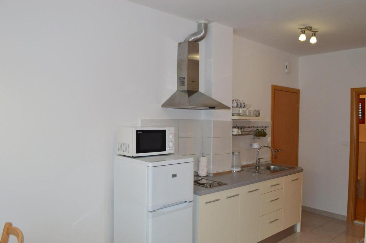 Apartments Vilim Тисно Екстер'єр фото